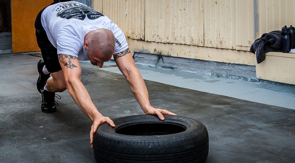 What is crossfit tyre push